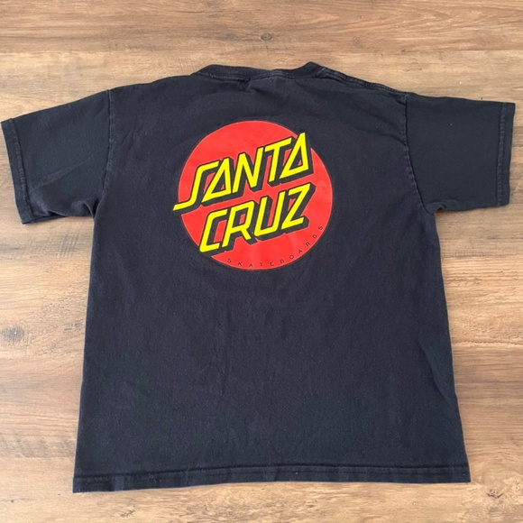 Santa Cruz youth tee size small - Picture 3 of 4